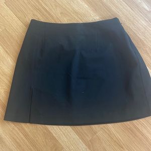 Djerf Avenue Must Have Mini Skirt Black